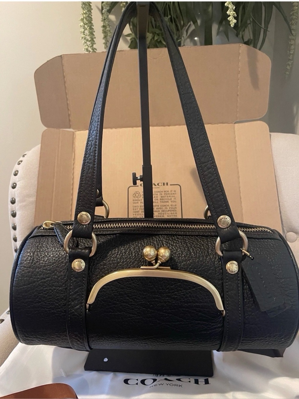 Coach Kisslock Black Pebbled Leather Barrel Bag NWT Gift Boxed